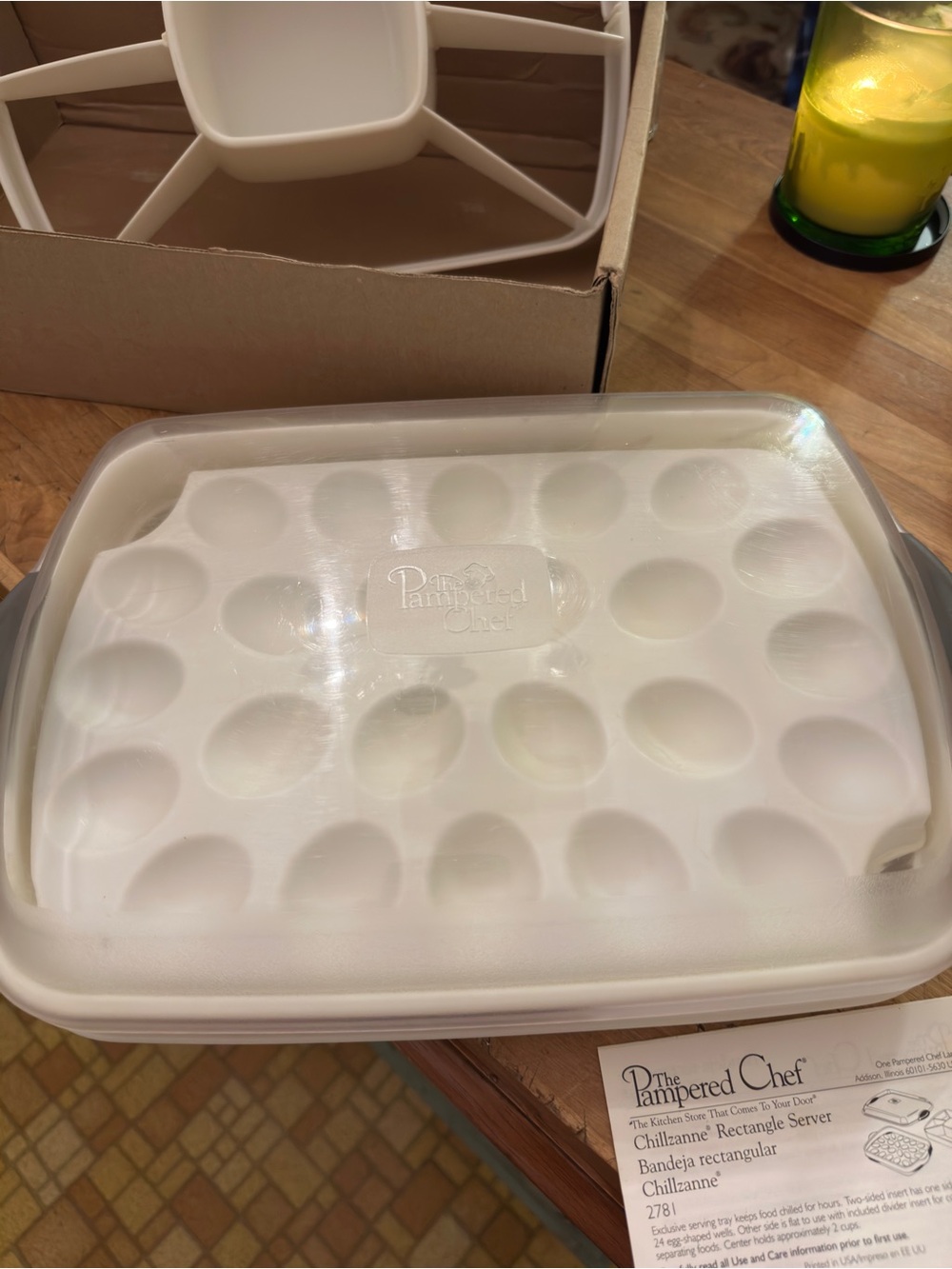 Pampered Chef: Deviled Egg And Veggie Server Tray with a lid - Picture 3 of 7